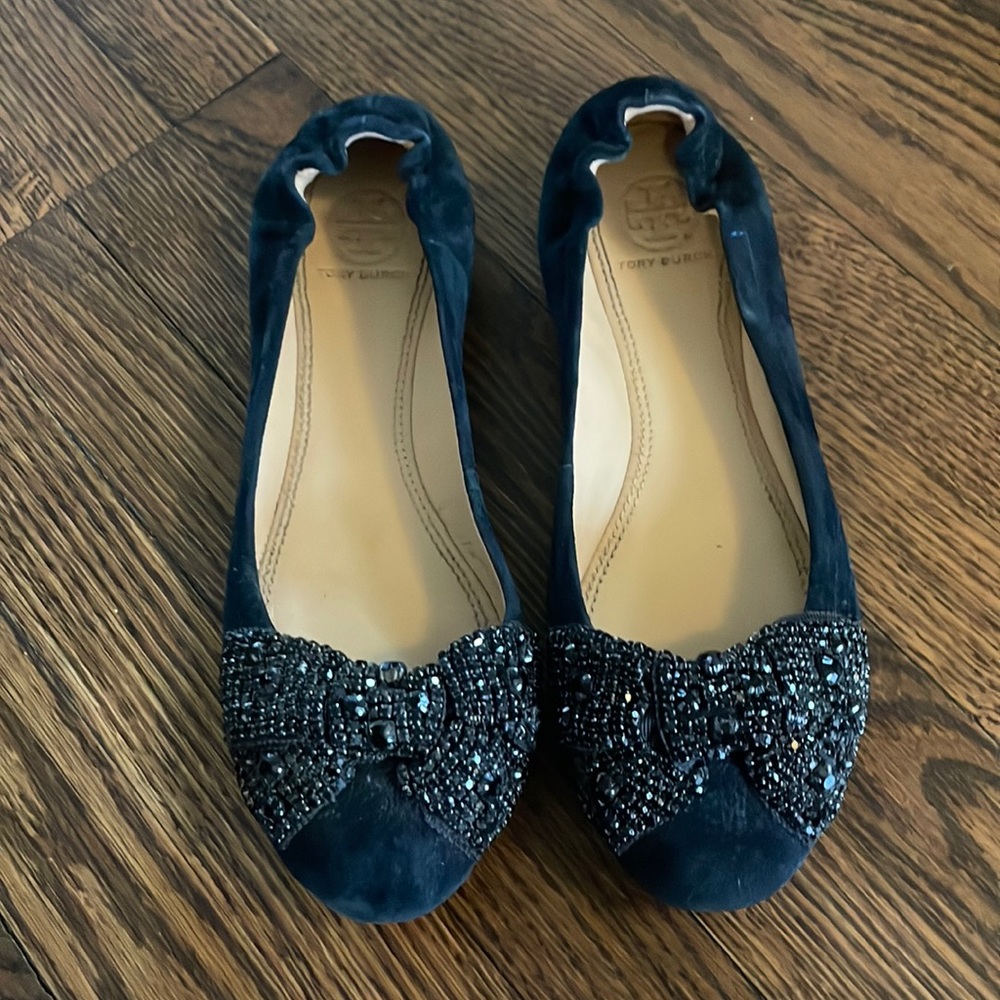 Tory Burch Sparkle Sequin Bow Suede Ballet Flats ✨🎀